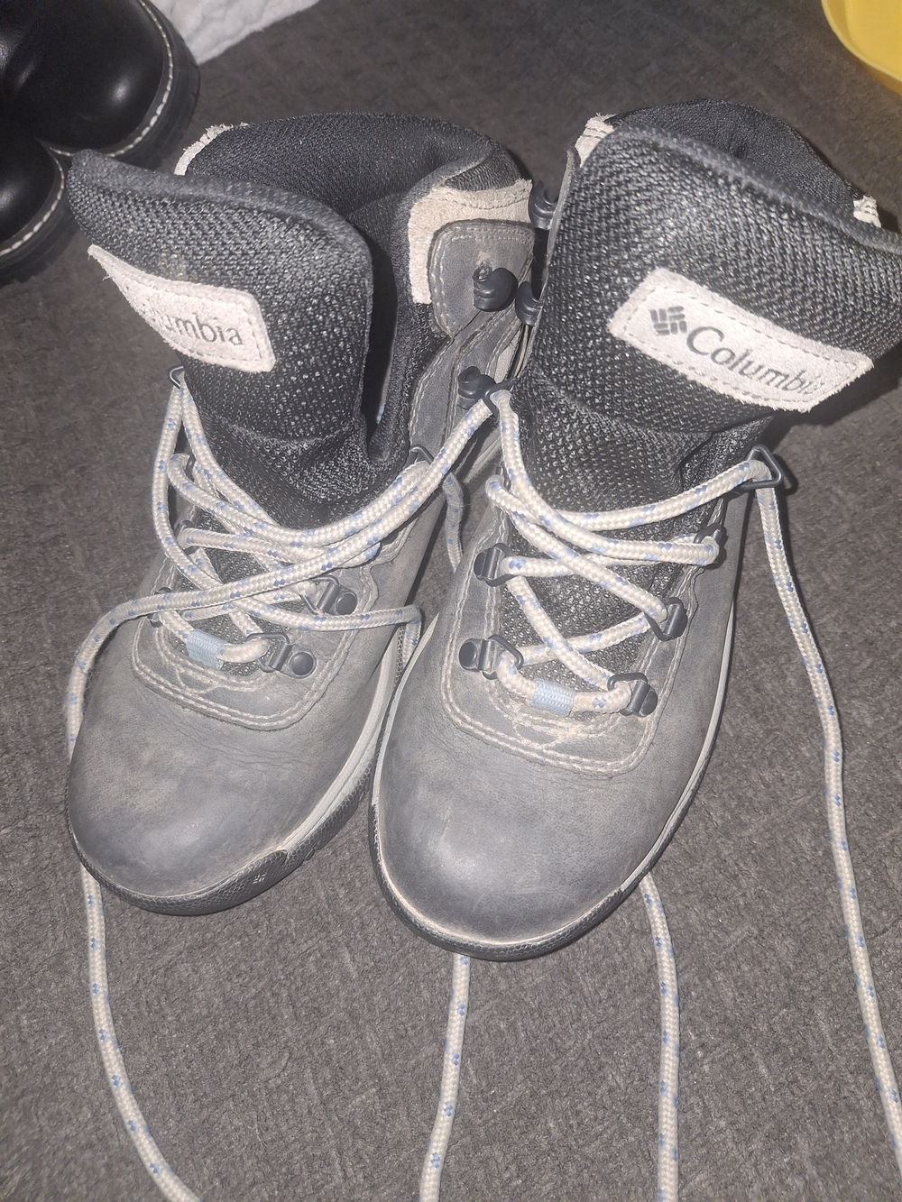 Columbia Women's Gray Winter Lace-Up Boots